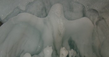 Les glaciers et les grottes de glace de la Meije